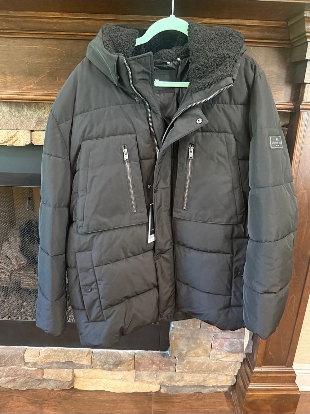 Andrew Marc Men's Black Quilted Hooded Puffer Jacket